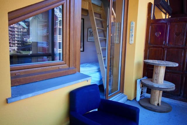 Superior Duplex, 4 Bedrooms, 2 Bathrooms, Mountain View