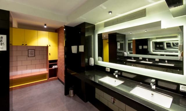 POD Room Shared Washroom Male only