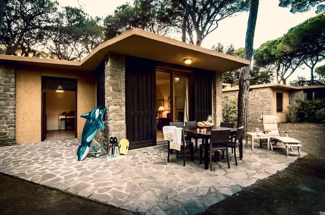 Villa (7 Adults)