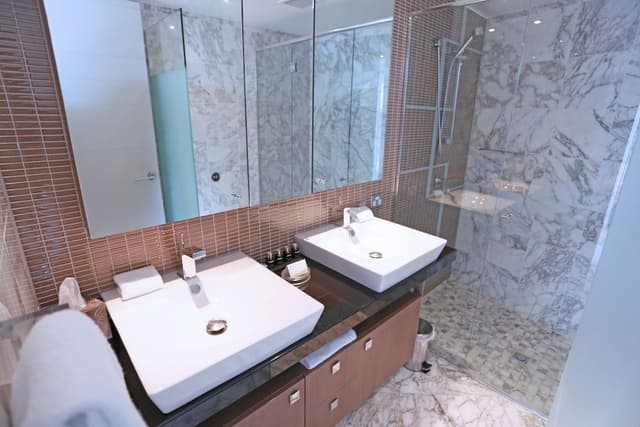 Three Bedroom Deluxe with Ocean Views