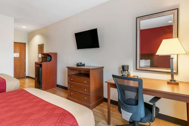 Standard Room, 2 Queen Beds, Non Smoking