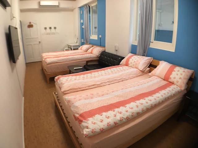 Quadruple Room, 2 Double Beds, Shared Bathroom