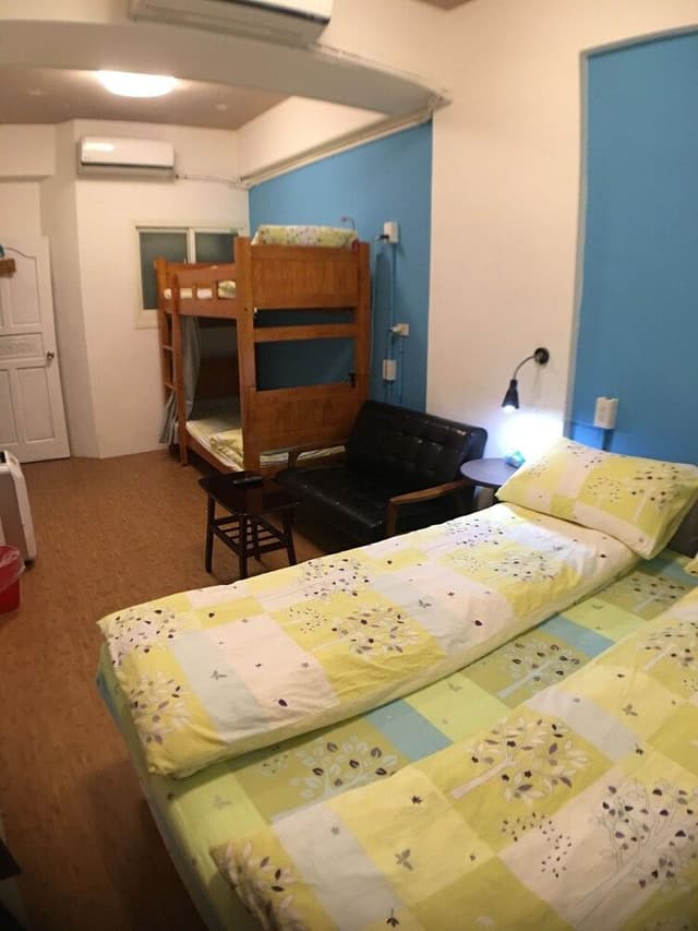 Family Quadruple Room, Shared Bathroom