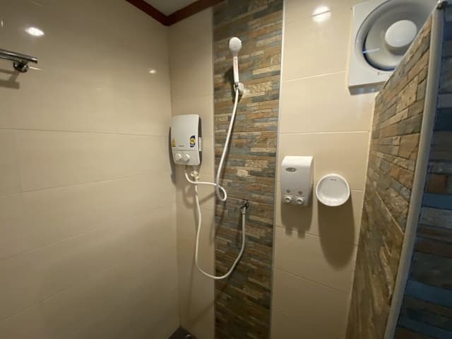 Economy Twin Room