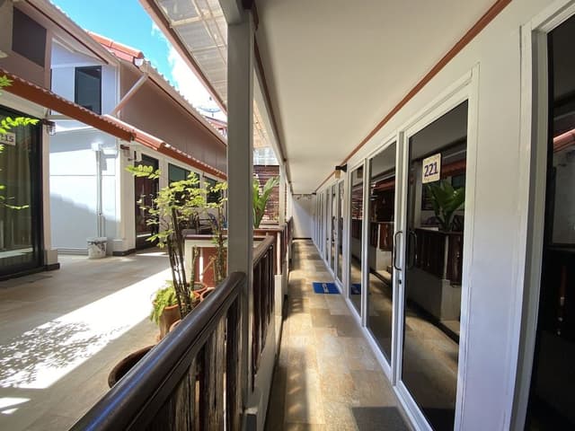 Economy Twin Room
