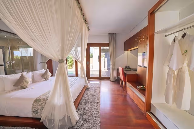 One Bedroom Royal Pool Villa - Ravaye.