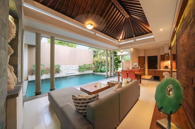 One-bedroom Royal Pool Villa