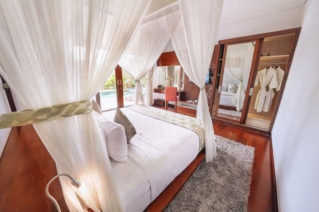 Three-bedroom Family Pool Villa
