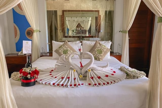 One Bedroom Royal Pool Villa - Ravaye.