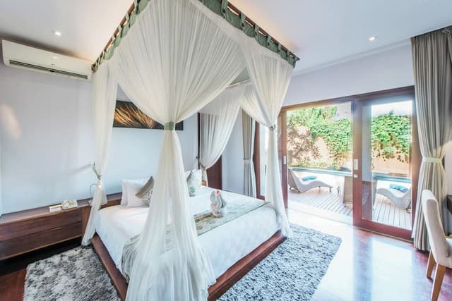 Three-bedroom Family Pool Villa