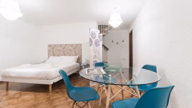 Apartment, 4 Bedrooms (A2)