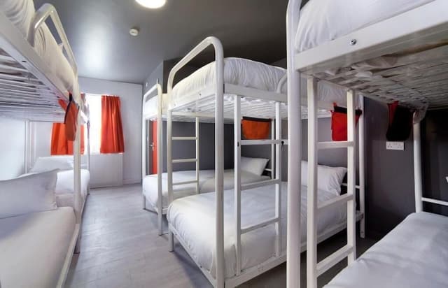 Private Dormitory, Ensuite (10 beds)
