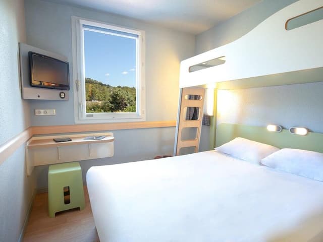 Triple Room, Multiple Beds