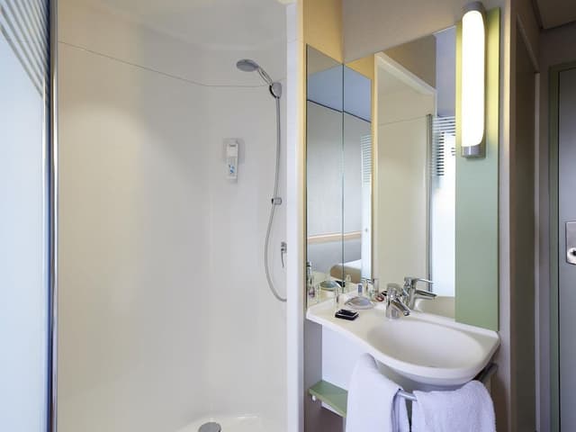 Twin Room, 2 Twin Beds
