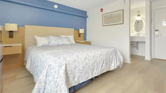 Superior Single Room