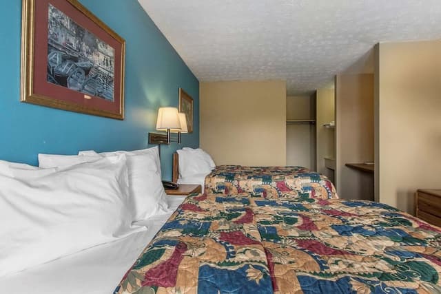 Standard Room, 2 Double Beds, Non Smoking