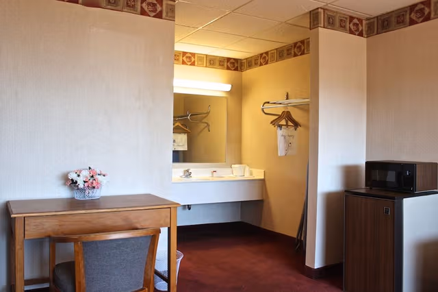 Standard Room, 1 King Bed, Refrigerator & Microwave