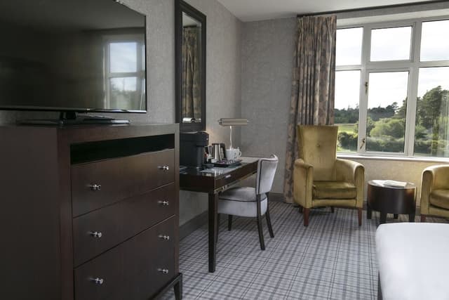 Superior King room