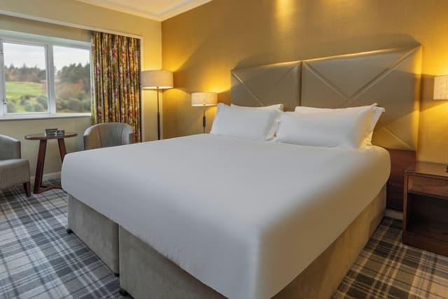 Feature Double Room