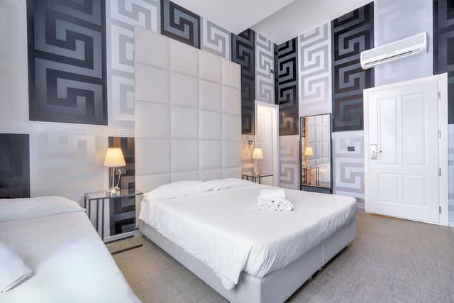 Classic Triple Room