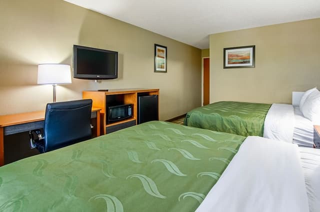 Standard Room, 2 Queen Beds, Non Smoking