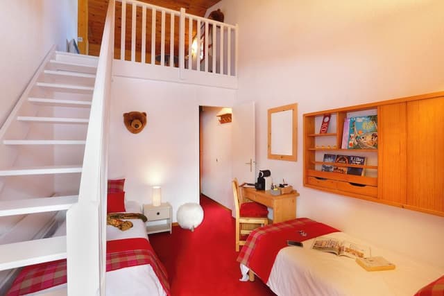 Duplex, Balcony