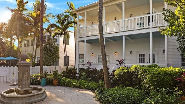 Superior Room, 2 Queen Beds (Tropical Garden)