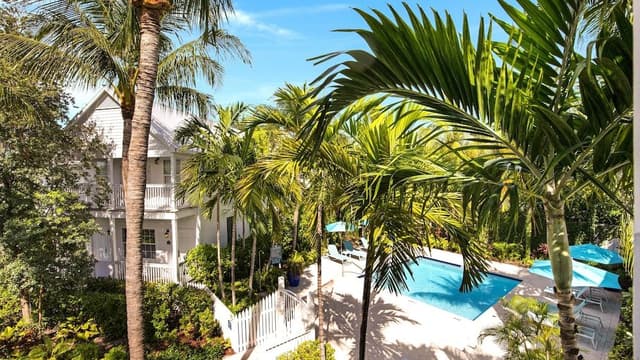 Superior Room, 2 Queen Beds (Tropical Garden)