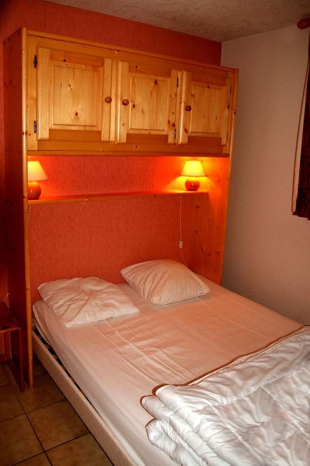 Comfort Apartment, 1 Bedroom (Station - 6 persons)