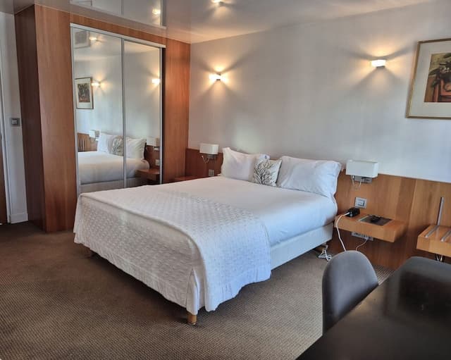 7-junior suite