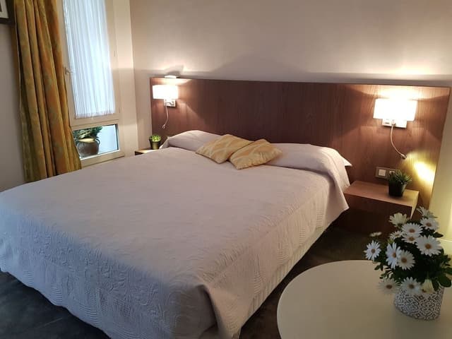 6-chambre sur patio