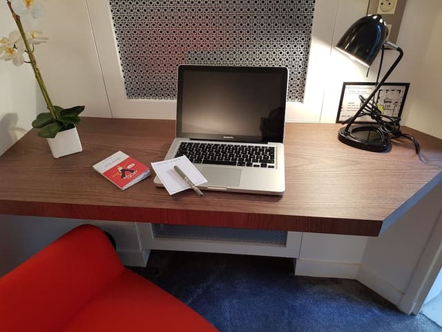 6-chambre sur patio