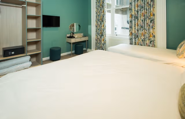 Triple Room, Ensuite