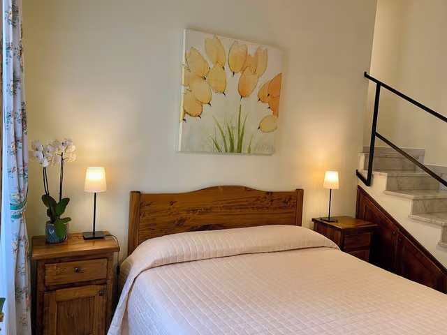 Double Room, 1 Queen Bed