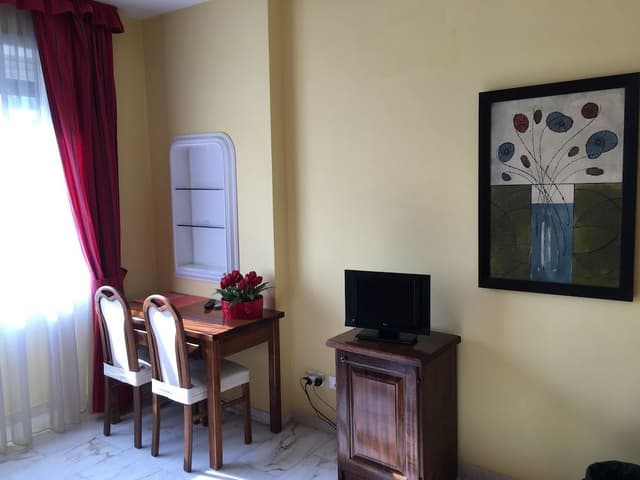 Double Room, 1 Queen Bed, Private Bathroom