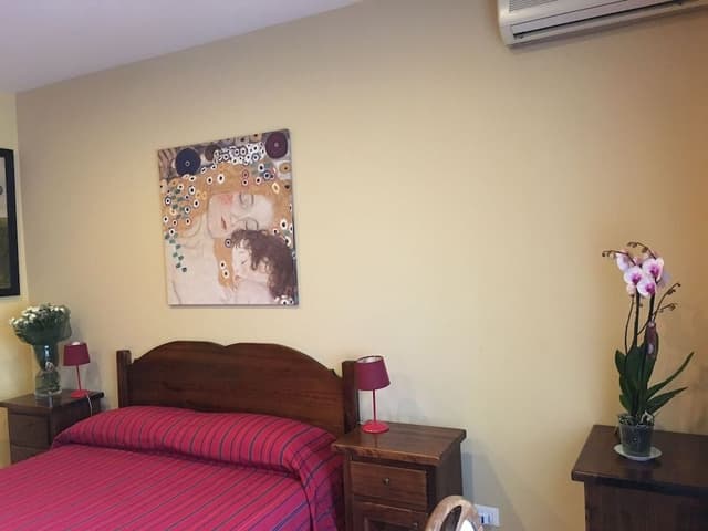 Double Room, 1 Queen Bed, Private Bathroom
