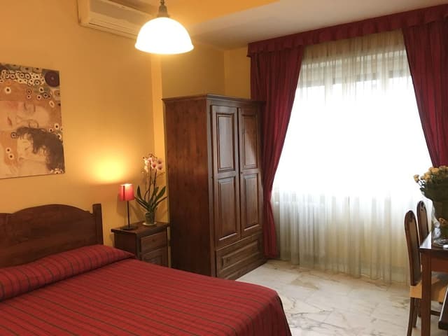 Double Room, 1 Queen Bed, Private Bathroom