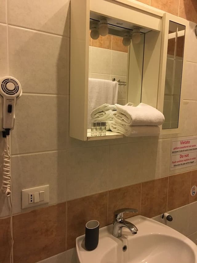 Double Room, 1 Queen Bed, Private Bathroom