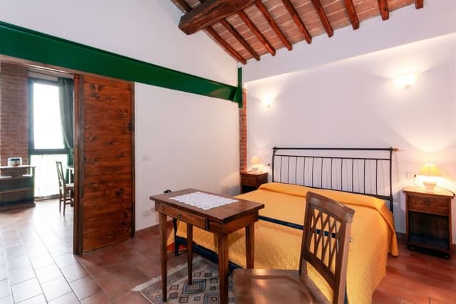 Classic Apartment, 1 Bedroom, Kitchen, Garden View