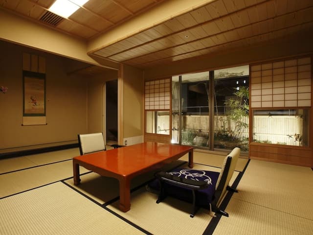 Japanese Western Style Deluxe Room, Non Smoking | Snow crab-based dinner plan (Breakfast included)