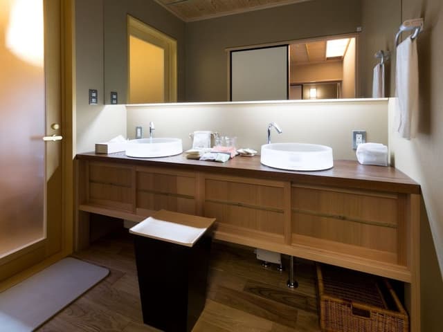 Japanese Western Style Deluxe Room, Non Smoking | Snow crab-based dinner plan (Breakfast included)