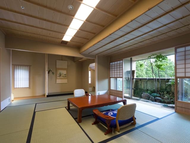 Japanese Western Style Deluxe Room, Non Smoking | Snow crab-based dinner plan (Breakfast included)