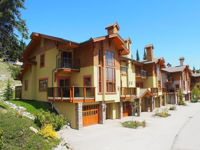 Townhome, 4 Bedrooms