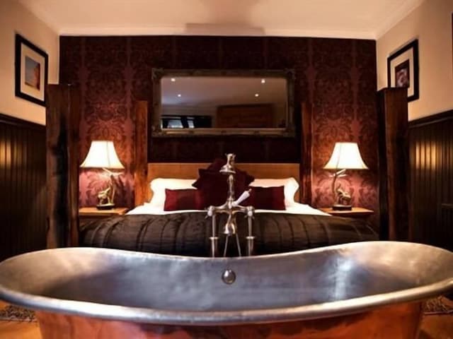 Deluxe Double Room, Ensuite (Signature)