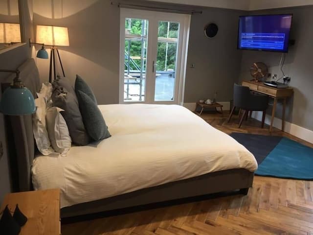 Suite, Ensuite (River View )