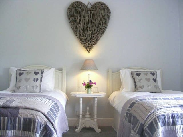 Twin Room, Ensuite