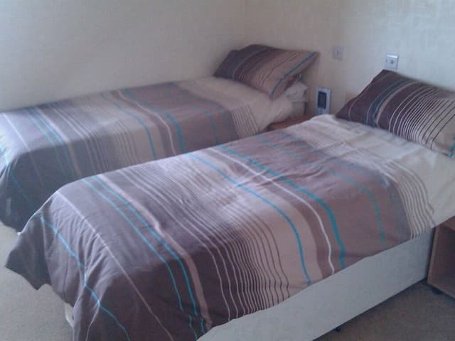 Twin Room, Ensuite