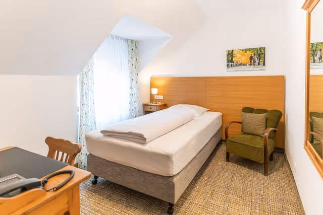 Standard Single Room