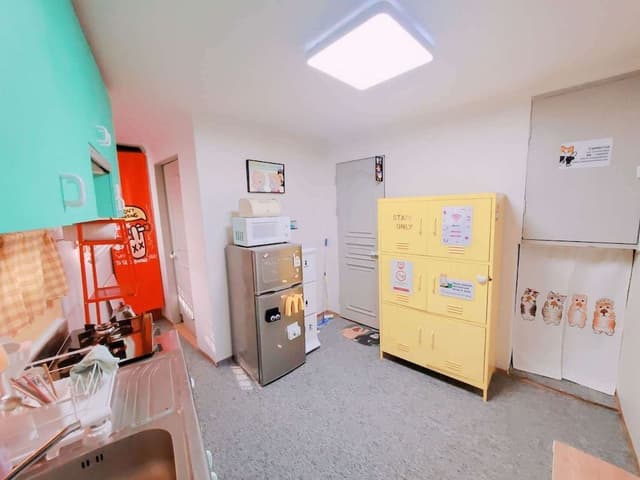 (D) Family Room
