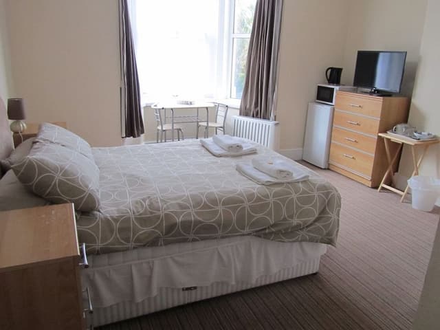 Standard Double Room, Ensuite